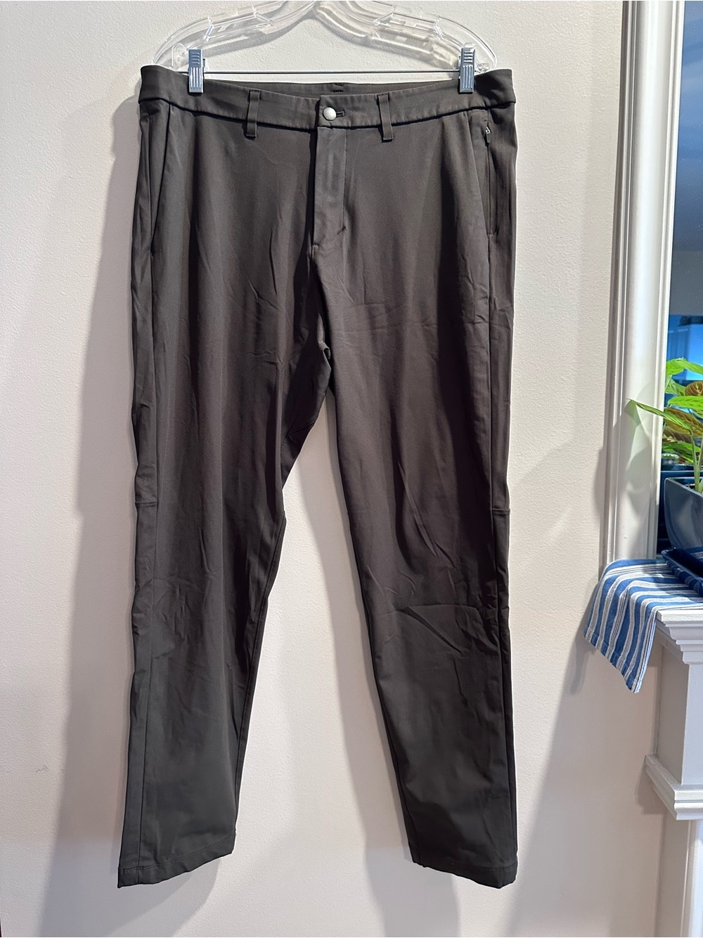 Lululemon Commission Pant Slim - Dark Olive